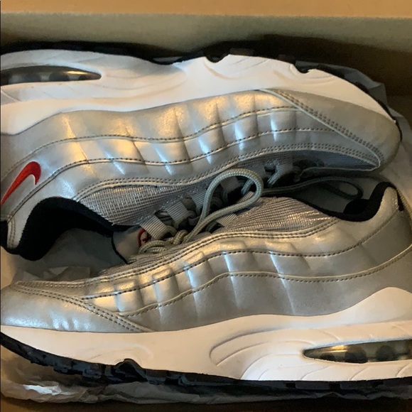 Nike Shoes - Sneakers